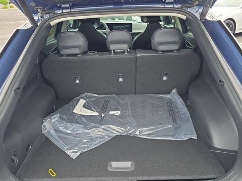 New 2026 Kia EV6 Wind RWD image 10