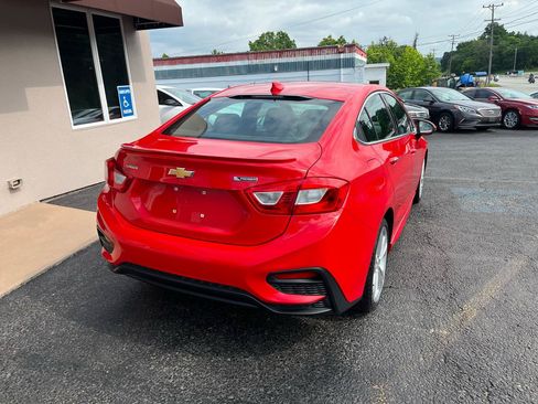 Used 2016 Chevrolet Cruze Premier FWD image 6