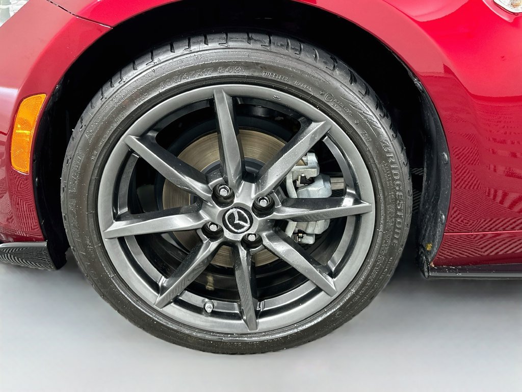 Used 2019 MAZDA MX-5 Miata RF Grand Touring w/ Appearance Package RWD image 28