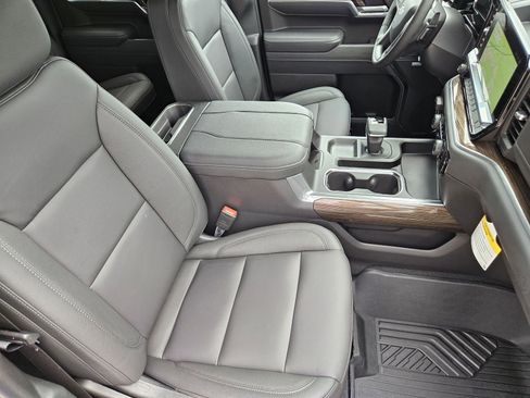New 2026 Chevrolet Silverado 1500 LT Trail Boss w/ LT Trail Boss Premium Package AWD/4WD image 18