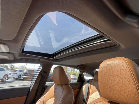 Used 2019 Toyota Avalon Limited w/ Advanced Safety Package image 15