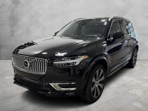 Used 2023 Volvo XC90 B6 Ultimate w/ Protection Package image 4