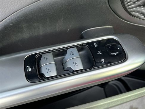 Certified 2025 Mercedes-Benz C 300 4MATIC Sedan image 14