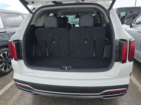 Used 2023 Kia Sorento EX FWD image 27