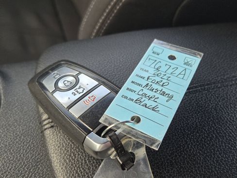 Certified 2022 Ford Mustang Coupe image 29