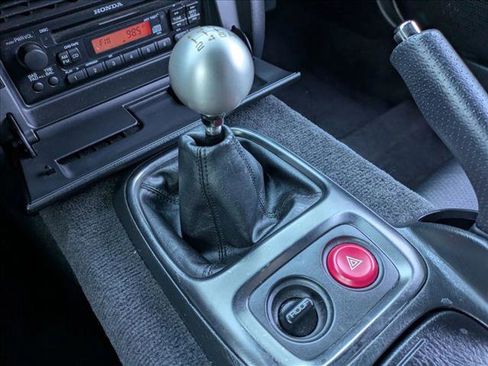 Used 2000 Honda S2000 image 13