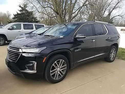 Certified 2023 Chevrolet Traverse High Country image 12