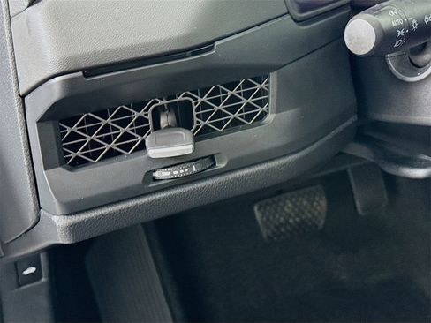 Used 2023 Honda Accord EX image 8