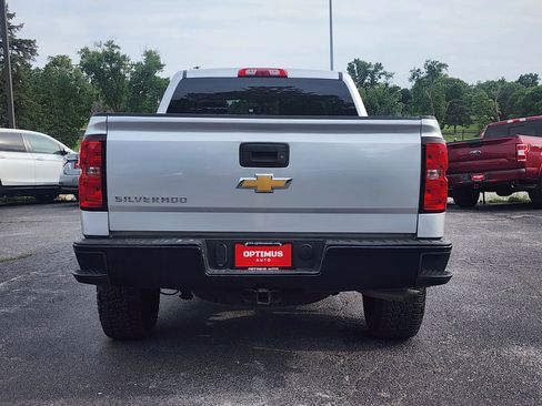 Used 2019 Chevrolet Silverado 1500 W/T w/ WT Convenience Package AWD/4WD image 6