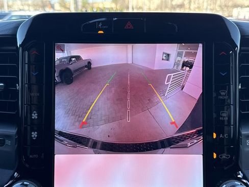 Used 2025 RAM 1500 Limited w/ Off Road Group image 9