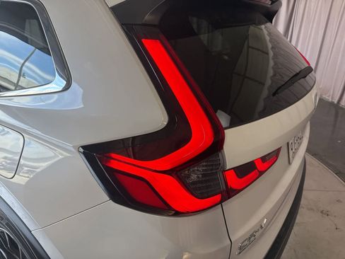 Used 2024 Honda CR-V Sport image 12