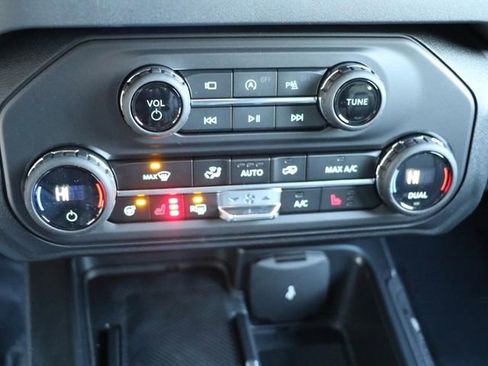 New 2026 Ford Bronco Outer Banks image 23