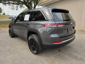 Used 2025 Jeep Grand Cherokee Laredo w/ Luxury Tech Group I RWD video 2