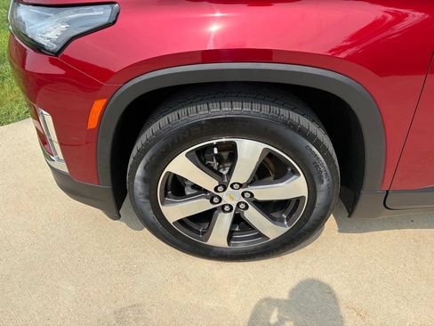 Used 2023 Chevrolet Traverse LT w/ LT Premium Package AWD/4WD image 65