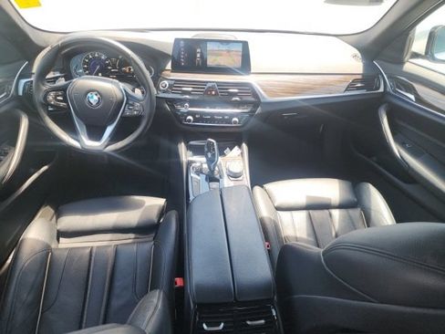 Used 2019 BMW 530e RWD image 17