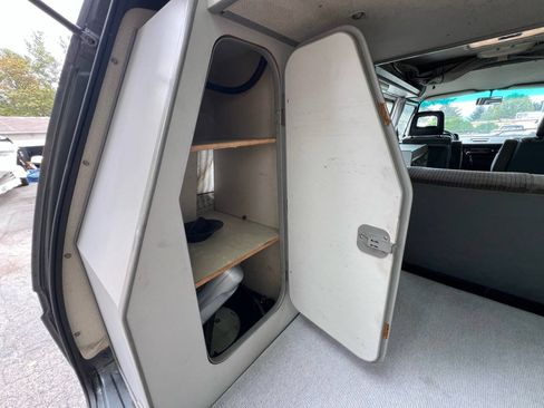 Used 1987 Volkswagen Vanagon GL RWD image 15