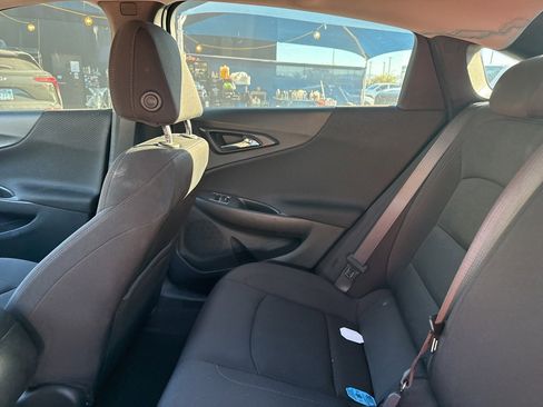 Used 2022 Chevrolet Malibu RS image 11