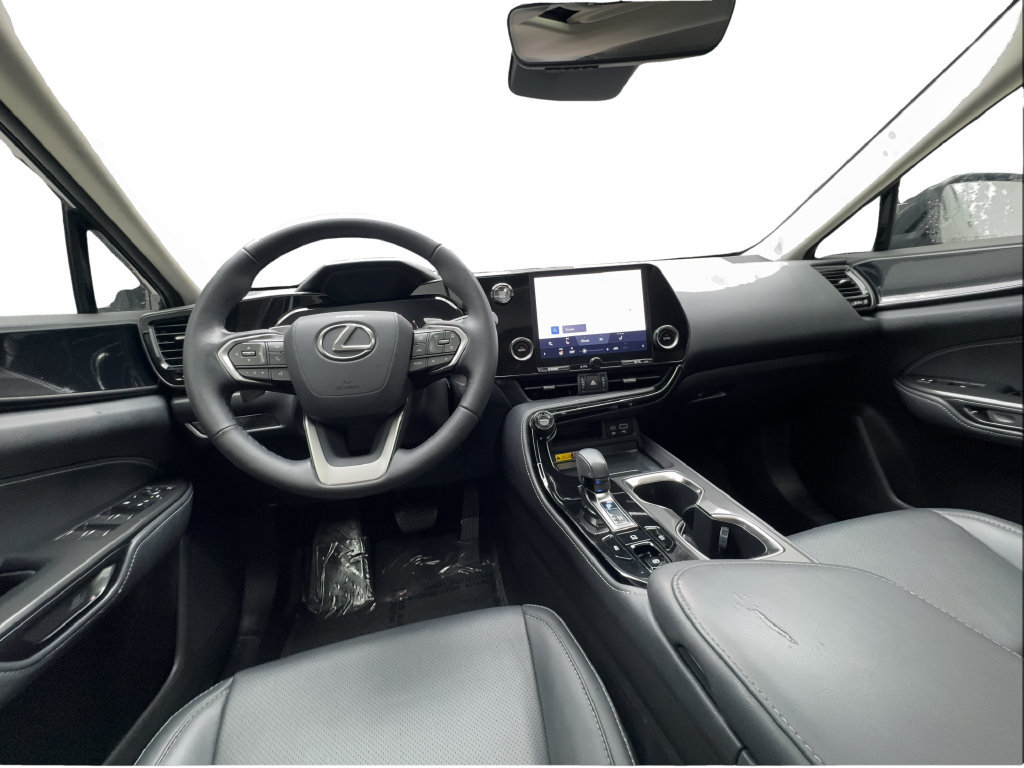 Used 2025 Lexus NX 250 FWD w/ Cold Area Package image 32