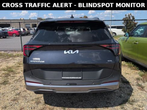 Used 2026 Kia Sportage EX w/ EX Panorama Roof Package AWD/4WD image 4