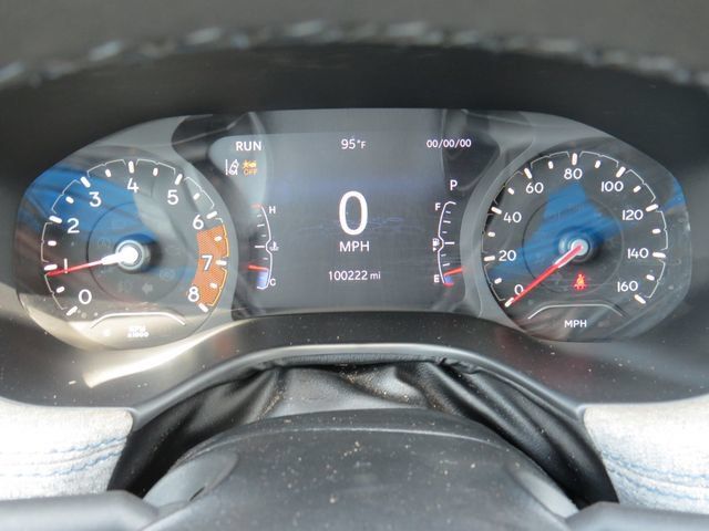 Used 2022 Jeep Compass Latitude FWD image 11