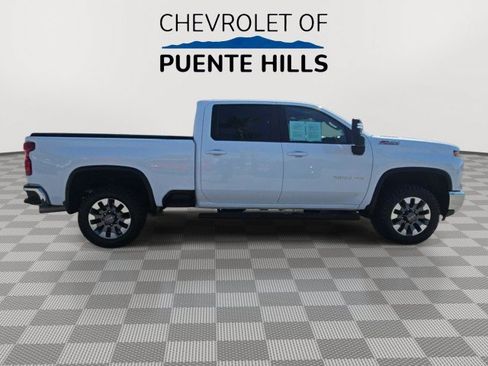 Used 2024 Chevrolet Silverado 2500 LT w/ All Star Edition AWD/4WD image 9