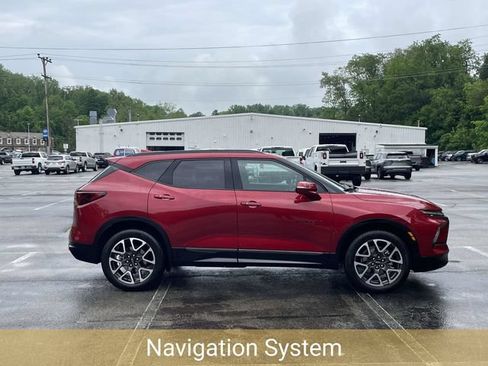 Certified 2025 Chevrolet Blazer RS w/ Enhanced Convenience Package AWD/4WD image 3