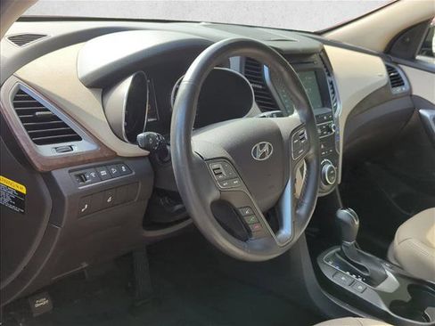 Used 2018 Hyundai Santa Fe Sport w/ 2.4L Tech Package 04 FWD image 10