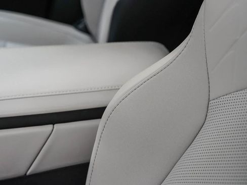 Used 2024 Lexus RX 350 Premium w/ Accessory Package (Z1) FWD image 20