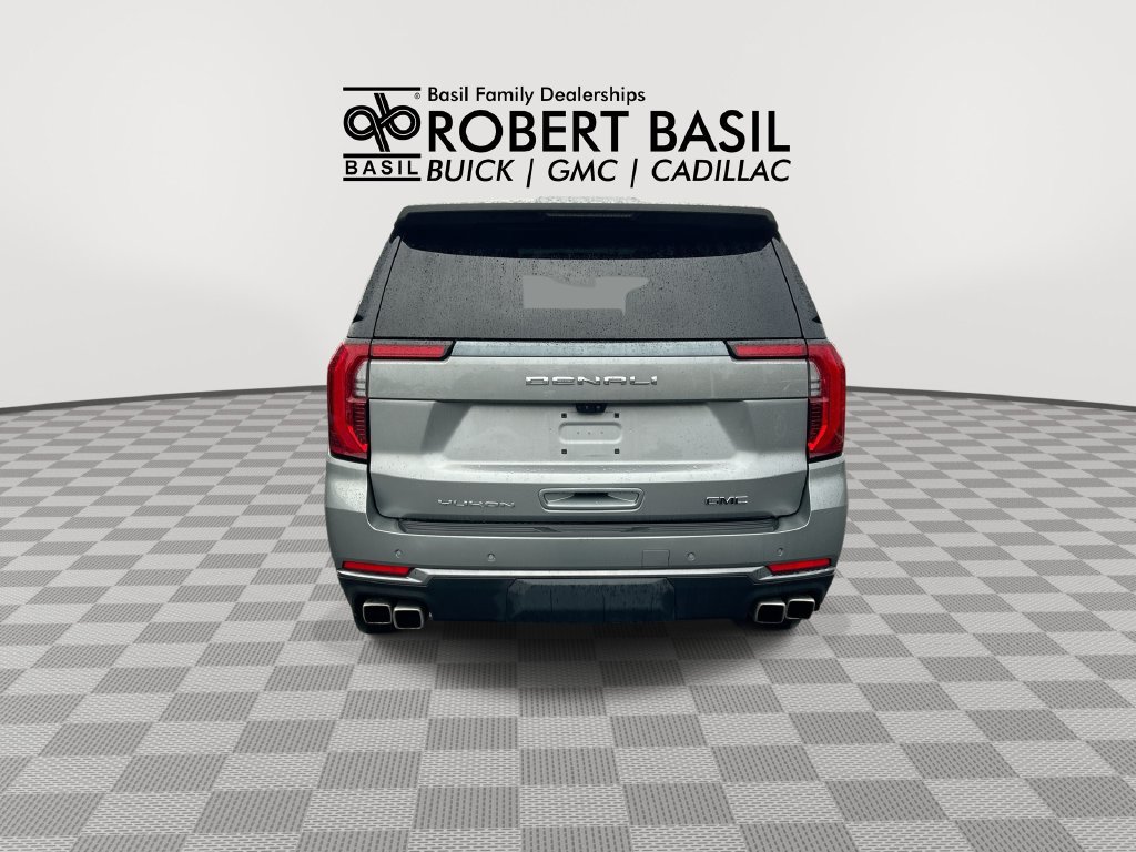 Used 2025 GMC Yukon Denali Ultimate AWD/4WD image 7