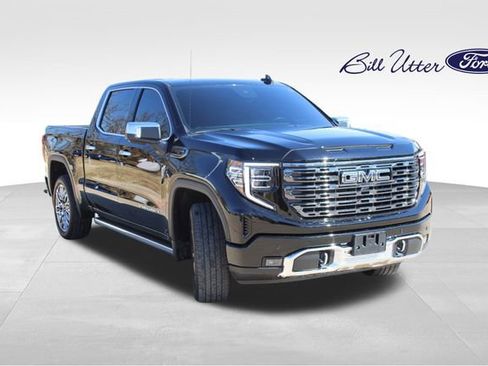 Used 2025 GMC Sierra 1500 Denali Ultimate image 3