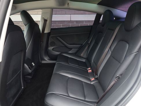 Used 2023 Tesla Model 3 Standard Range RWD image 18