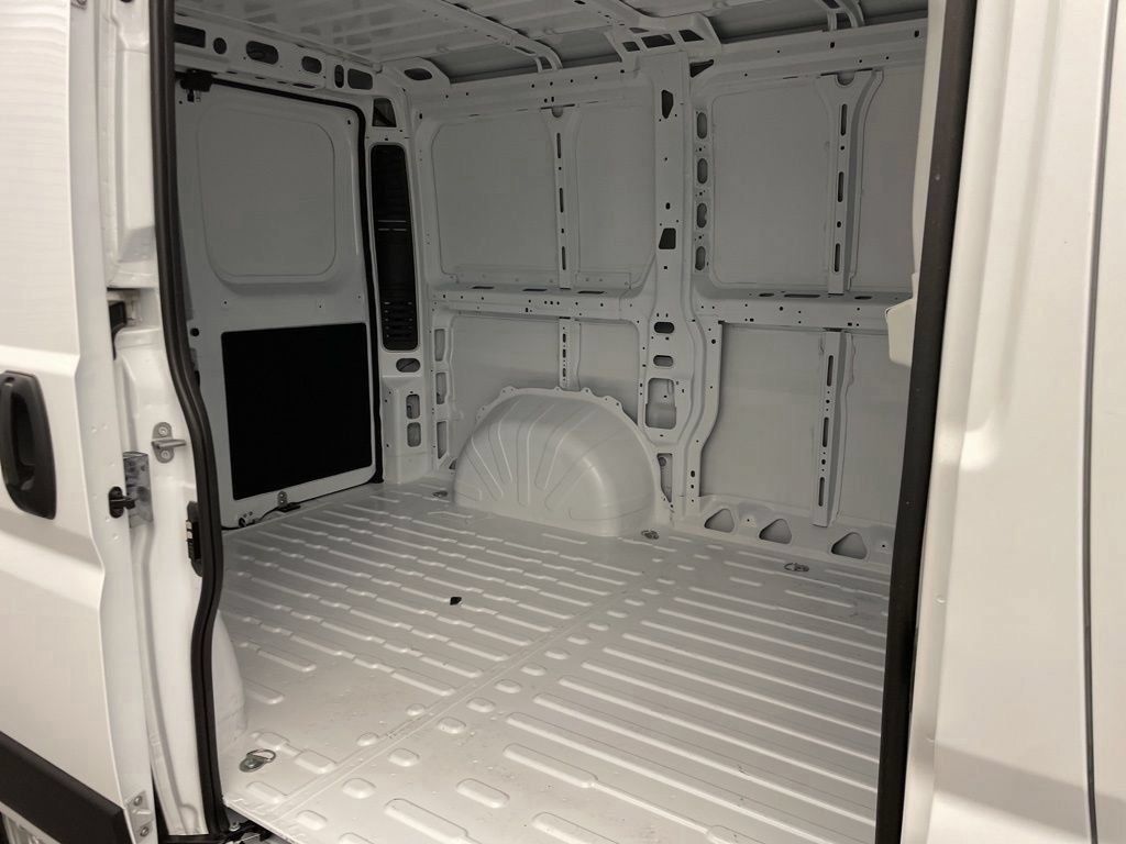 New 2026 RAM ProMaster 1500 FWD image 4