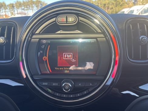 Used 2019 MINI Cooper Countryman w/ Premium Package image 34