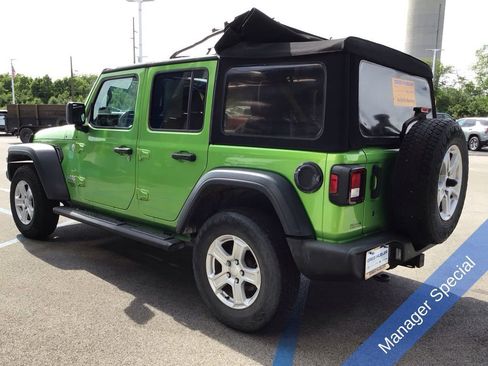 Used 2018 Jeep Wrangler Unlimited Sport S AWD/4WD image 11