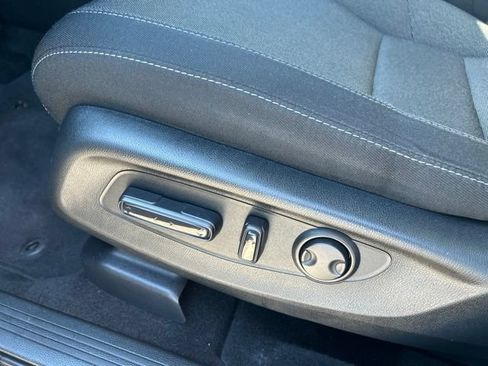 Used 2024 Honda CR-V EX image 18