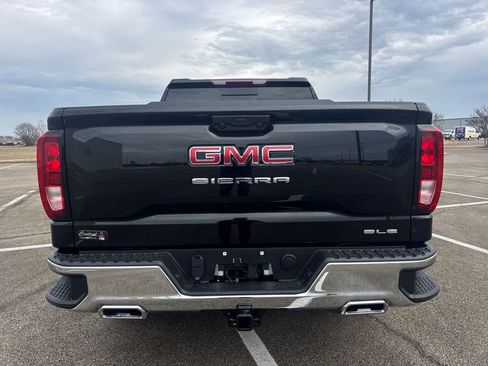 New 2026 GMC Sierra 1500 SLE image 5