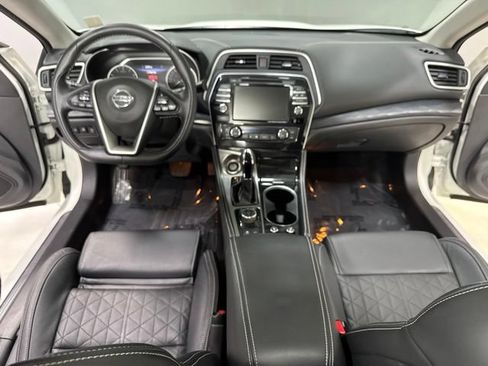 Used 2022 Nissan Maxima Platinum FWD image 3