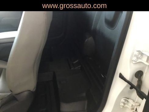 Used 2017 Chevrolet Colorado W/T AWD/4WD image 21