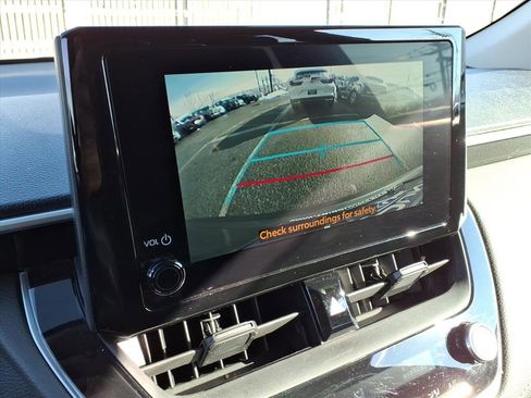 Used 2023 Toyota Corolla Cross LE image 20