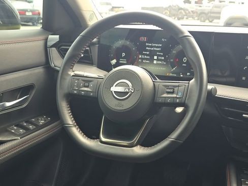 Used 2026 Nissan Kicks SR FWD image 34