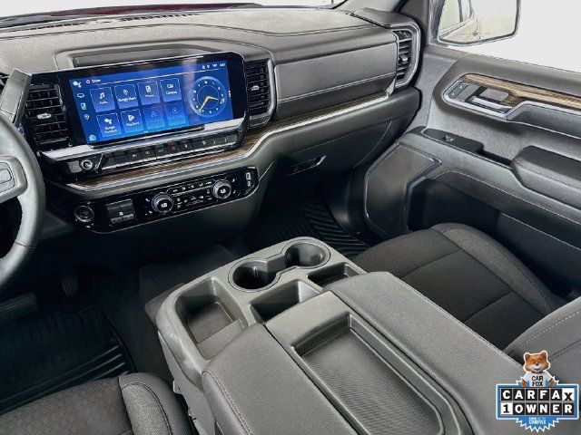 Used 2024 Chevrolet Silverado 1500 LT w/ Z71 Off-Road Package AWD/4WD image 24