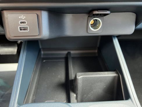 New 2025 Ford Maverick XL w/ Equipment Group 102A image 28