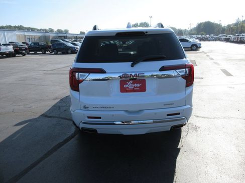Certified 2022 GMC Acadia Denali w/ Denali Ultimate Package AWD/4WD image 7