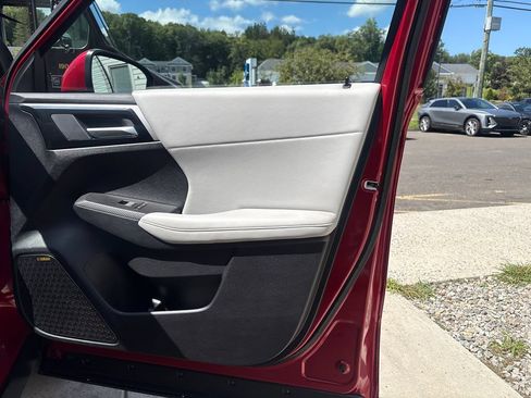 Used 2025 Mitsubishi Outlander SE AWD/4WD image 44