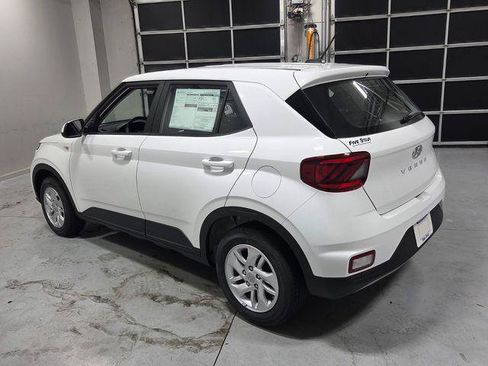 New 2026 Hyundai Venue SE FWD image 8