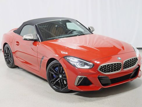 Used 2022 BMW Z4 M40i w/ Premium Package RWD image 3