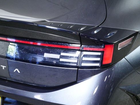 Used 2025 Hyundai Sonata SEL FWD image 17