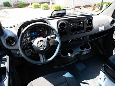 New 2026 Mercedes-Benz Sprinter 2500 image 4