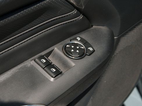 Used 2024 Ford Mustang GT Premium RWD image 9