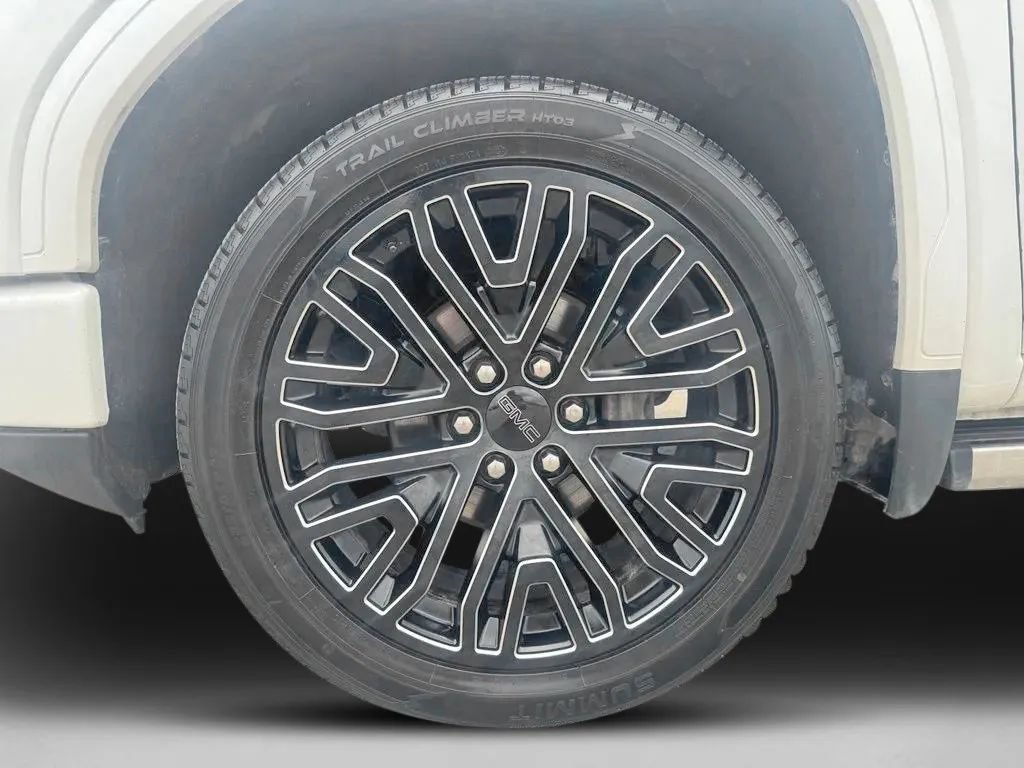 Used 2022 GMC Sierra 1500 Denali Ultimate AWD/4WD image 38